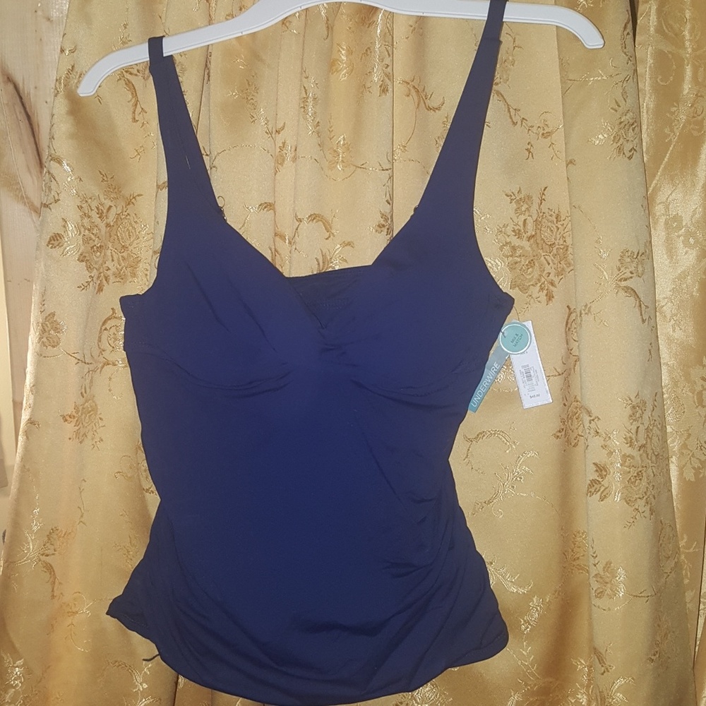 Women 2 piece bathing suit